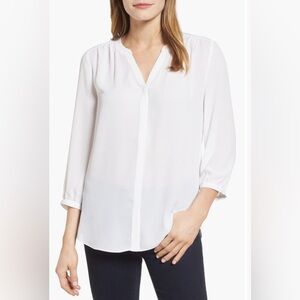 NYDJ Pintuck Blouse. Size Medium. OpticWhite. Like New condition.